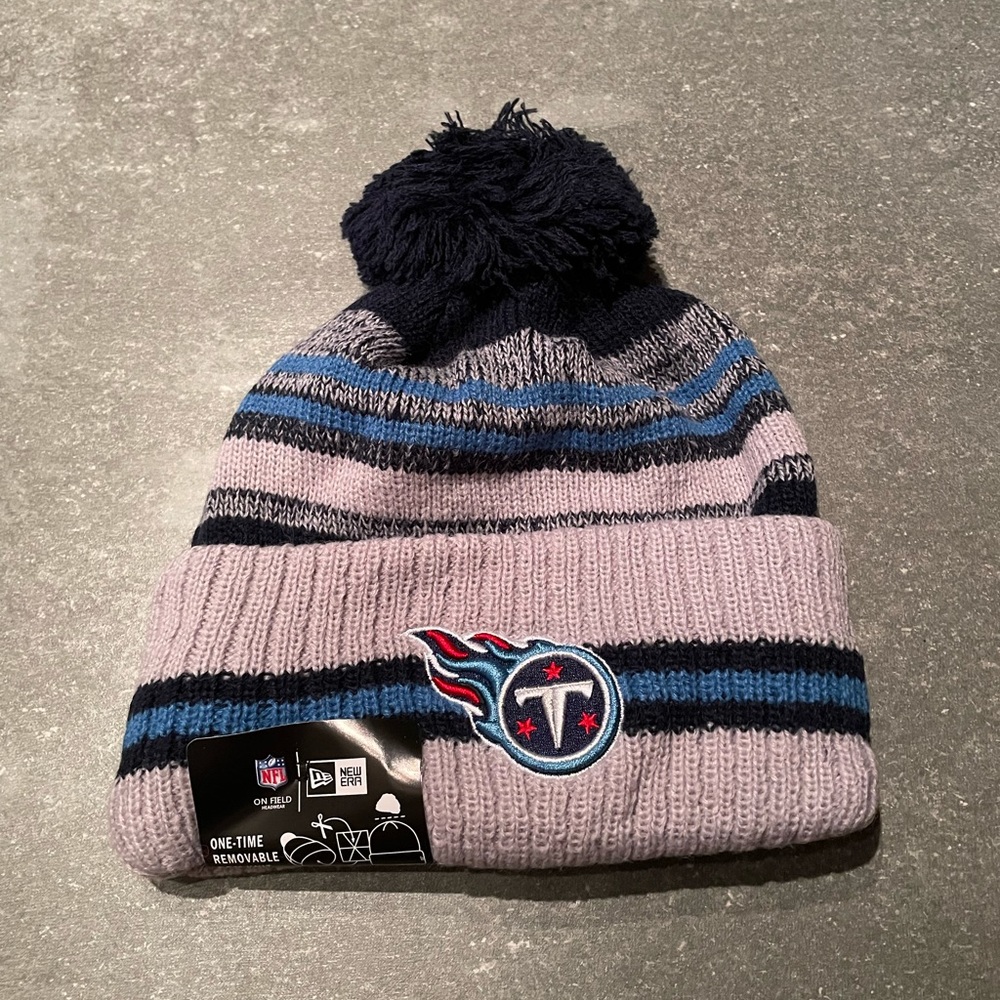 PRICE IS FIRM Brand new Tennessee Titans beanie - Picture 1 of 1
